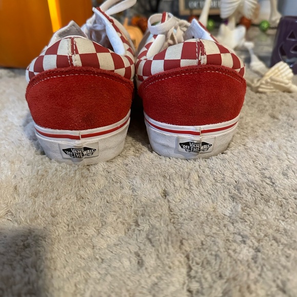Red old school checkered suede style Vans - Picture 3 of 5